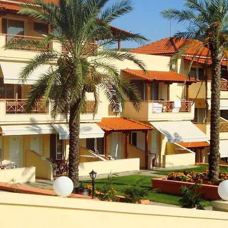 Kelyfos Hotel Neos Marmaras Exterior photo