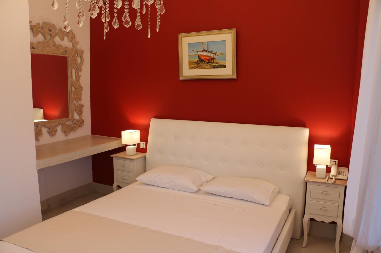 Kelyfos Hotel Neos Marmaras Exterior photo